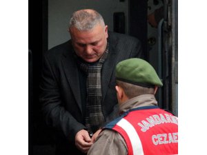 CİNSEL İSTİSMAR SANIĞI: BABA ŞEFKATİYLE ÖYLE YAPTIM