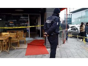 EŞİNİ ÖLDÜRÜP İNTİHAR GİRİŞİMİNDE BULUNDU