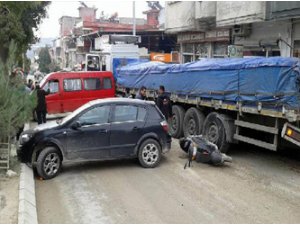 FRENİ PATLAYAN TIR ORTALIĞI CEHENNEME ÇEVİRDİ