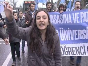 Başbakana Yine Protesto,Yine Gözaltı