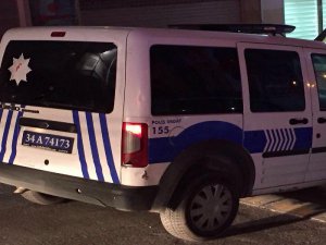 ESENYURT'TA POLİS'E SALDIRI: 1 POLİS YARALI