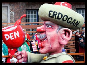 ALMANYA'DA ERDOĞAN'I ÇOK KIZDIRACAK GÖRÜNTÜLER