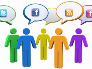 Cemaat Twitter'de AKP'yi Solladı