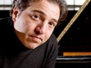 Fazıl Say'a destek suç oldu