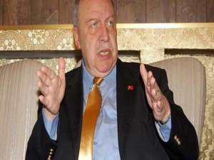 ESKİ BAKANDAN SARAYA "PORNOGRAFİK" SÖZLER