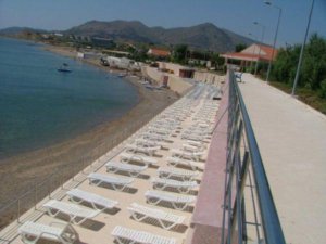 VATANDAŞ ÇALIŞIYOR DEVLET 15.34 TL'YE TATİL YAPIYOR