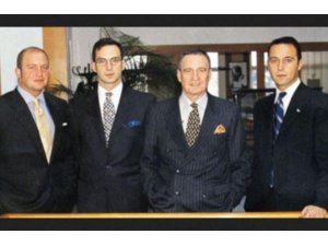 ÖMER KOÇ KİMDİR?