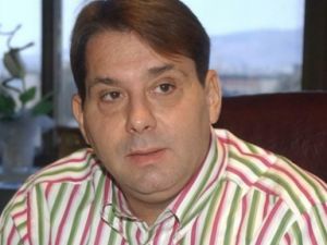 CHP'DE ŞOK; İSTİFALAR PEŞ PEŞE