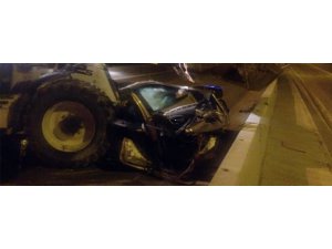 OTOMOBİL 6 PARÇAYA AYRILDI: 1 ÖLÜ