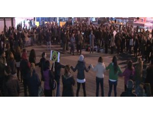 YAVRU GEZİCİLER ÇOĞALIYOR; İSTANBUL'DA EYLEM