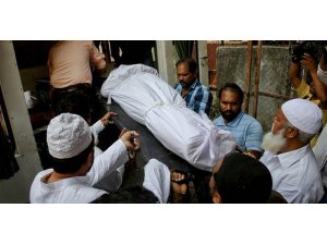 AİLESİNDEN 14 KİŞİNİN BOĞAZINI KESİP İNTİHAR ETTİ