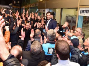 CHP'DE DİN GÖSTERİSİNE BAŞLADI