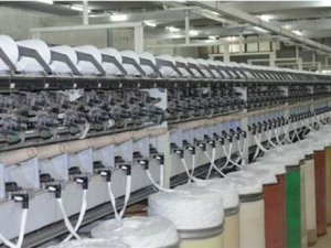 NİĞDE'DE İKİ FABRİKADA ÜRETİM DURDU, İŞÇİLER ÇIKARILDI