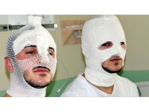 PARFÜM SIKTIKLARI OTOMOBİLİN İÇİNDE YANDILAR