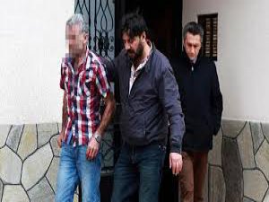 İNTİHAR İÇİN ÇATIYA ÇIKTI, 'KURTARIN' DİYE İTFAİYEYİ ARADI