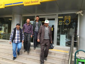 TELEFON DOLANDIRICILARINA 50 BİN LİRASINI KAPTIRDI