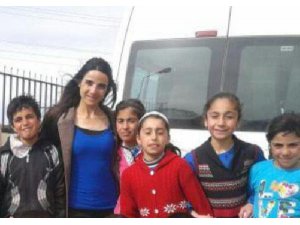 25 GÜNLÜK ÖĞRETMEN FECİ KAZADA HAYATINI KAYBETTİ