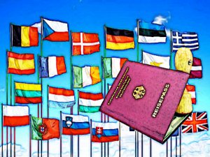 AVRUPA'DA ERDOĞAN DAVUTOĞLU KAVGASI PANİĞİ