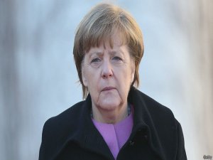 MERKEL'İN TÜRKİYE SEVDASINDAN CİNLİK ÇIKTI