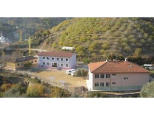 OKULDA 6 KIZ ÖĞRENCİYE TACİZE TUTUKLAMA