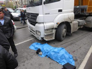 KADIKÖY'DE FECİ KAZA ;1 ÖLÜ