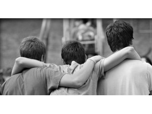 ÇOK SAYIDA ARKADAŞI OLANLARA KÖTÜ HABER