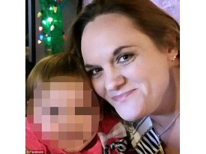 2 YAŞINDAKİ KIZINI FIRINA ATTI