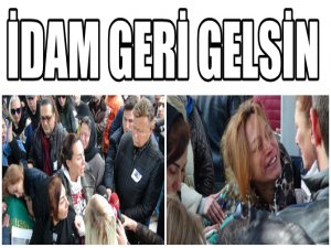 ÜNLÜLER CENAZEDE İSYAN ETTİ; SOKAKTA YÜRÜYEMİYORUZ