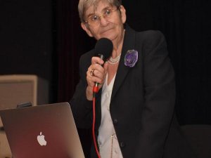 CANAN KARATAY'DAN YENİ ÖNERİ