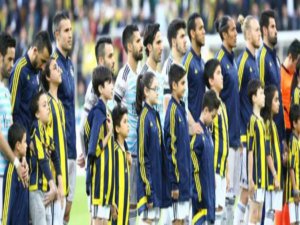 MEHMET TOPAL'DAN ALKIŞLANACAK HAREKET