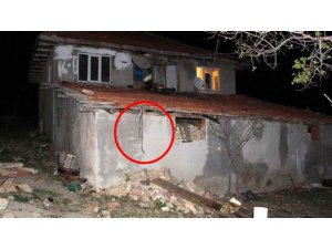 5 YAŞINDAKİ BEYZA EVİN TAVANINA BAĞLI İPTE ÖLÜ BULUNDU