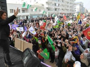 "Rojava'daki özgürlük dört parça Kürdistan'ın özgürlüğüdür.