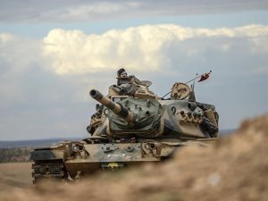 IŞİD KUZEY IRAKTA'Kİ BAŞİKA KAMPINDA BULUNAN TANKIMIZI VURDU