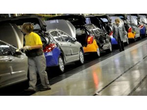 3 OTOMOTİV DEVİ ÜRETİMİNİ DURDURDU