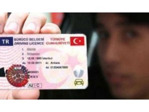 YENİ EHLİYETLERDE BÜYÜK SORUN ÇIKTI