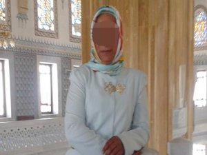 AKP'Lİ KADIN BAŞKANA BİKİNİLİ FOTOĞRAF ŞANTAJI