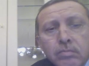 AHMET HAKAN'DA KONUŞAN BAYKAL'A NEFRET YAĞDI