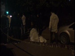 İSTANBUL'DA SOKAK ORTASINDA CİNAYET