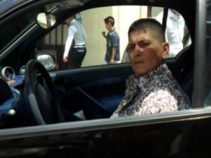 CİNSİYET DEĞİŞTİREN MAFYA LİDERİNE BUNU YAPTILAR