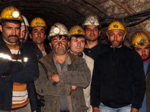 KENDİLERİNİ MADEN OCAĞINA KİLİTLEDİLER