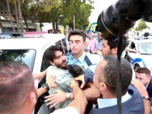 FENERBAHÇELİLER GALATASARAY TARAFTARINI DARP ETTİ