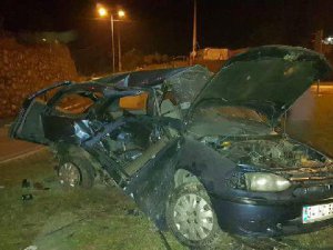 SAKARYA'DA FECİ KAZA: 1 ÖLÜ, 1 YARALI