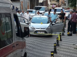 İSTANBUL'DA SOKAK ORTASINDA İNFAZ