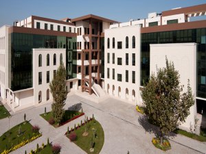 BURSA'DA O ÜNİVERSİTEYE KAYYUM ATANDI