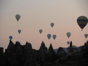 KAPADOKYA'DA TURİST SAYISINDA REKOR DÜŞÜŞ