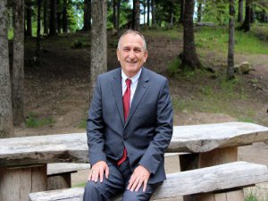 AKP'Lİ BELEDİYE BAŞKANINA CEMAAT SORUŞTURMASI ŞOKU