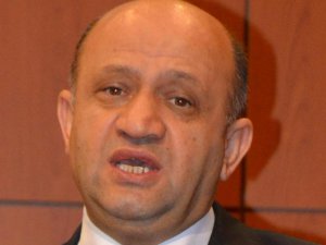 BAKAN'DAN 17 YIL SONRA İTİRAF: ÖCALAN TESLİM EDİLDİ