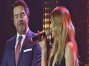 BEYAZ EVLENECEK DÜĞÜN ÇEŞME'DE OLACAK BOMBASI