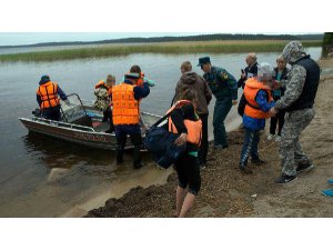 RUSYA'YI YASA BOĞAN BOT KAZASI: 14 ÇOCUK BOĞULDU