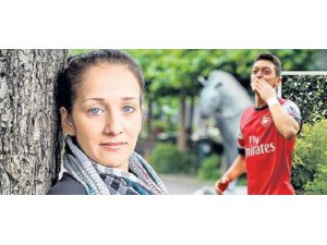 MESUT ÖZİL'İN HİÇ BİLMEDİĞİ KIZ KARDEŞİ ORTAYA ÇIKTI